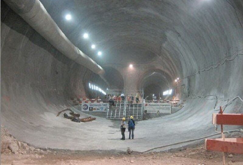 آغاز بهره‌برداری آزمایشی از تونل «زاب» برای انتقال آب به دریاچه ارومیه
